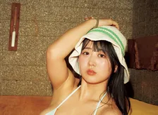 マシュマロボディ・福井梨莉華のがサウナで汗だく　ナデート気分が味わえる水着写真集