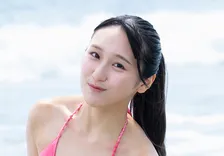 #Mooove!ピンク色担当・愛梨ここ、ヤンマガグラビアで夏の思い出集実現「撮影のためにダイエットしたウエストに注目してほしい」