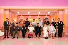 財前直見、自身が考案の“終活”アイデアグッズを披露　20代がこぞって始めている「ネオ終活」に迫る