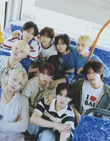 &TEAM、史上最高の“恋人感”表現　フォトムック3種の表紙＆特典カット公開