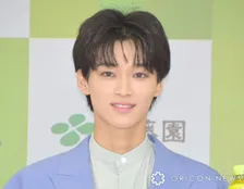 松本怜生、“印象ガラリ”な黒髪短髪ヘア　高校生ぶりの“オン眉”披露に「バッサリ!!!!」「めっちゃ雰囲気変わってる！」と反響