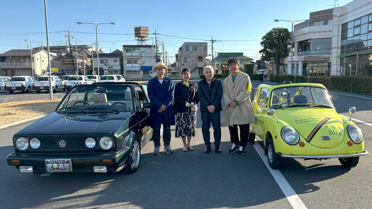 おぎやはぎ大興奮、“無免許・子どもOK”の旧車の全ぼう　小木「これ朔太郎（矢作の第1子）喜ぶぞ！」