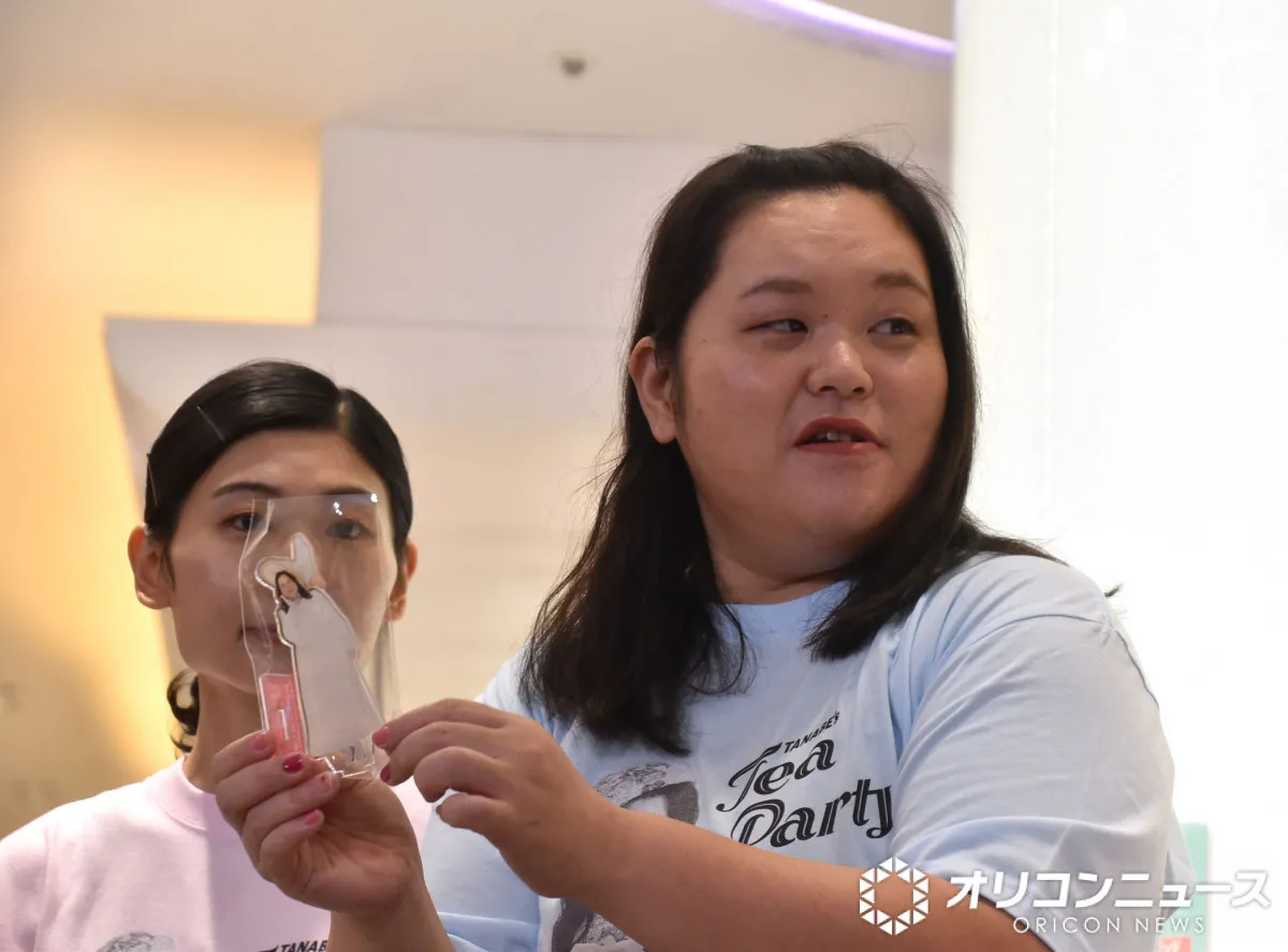 ぼる塾・田辺智加、お菓子は「人生」 スイーツPOP UP SHOPを開催