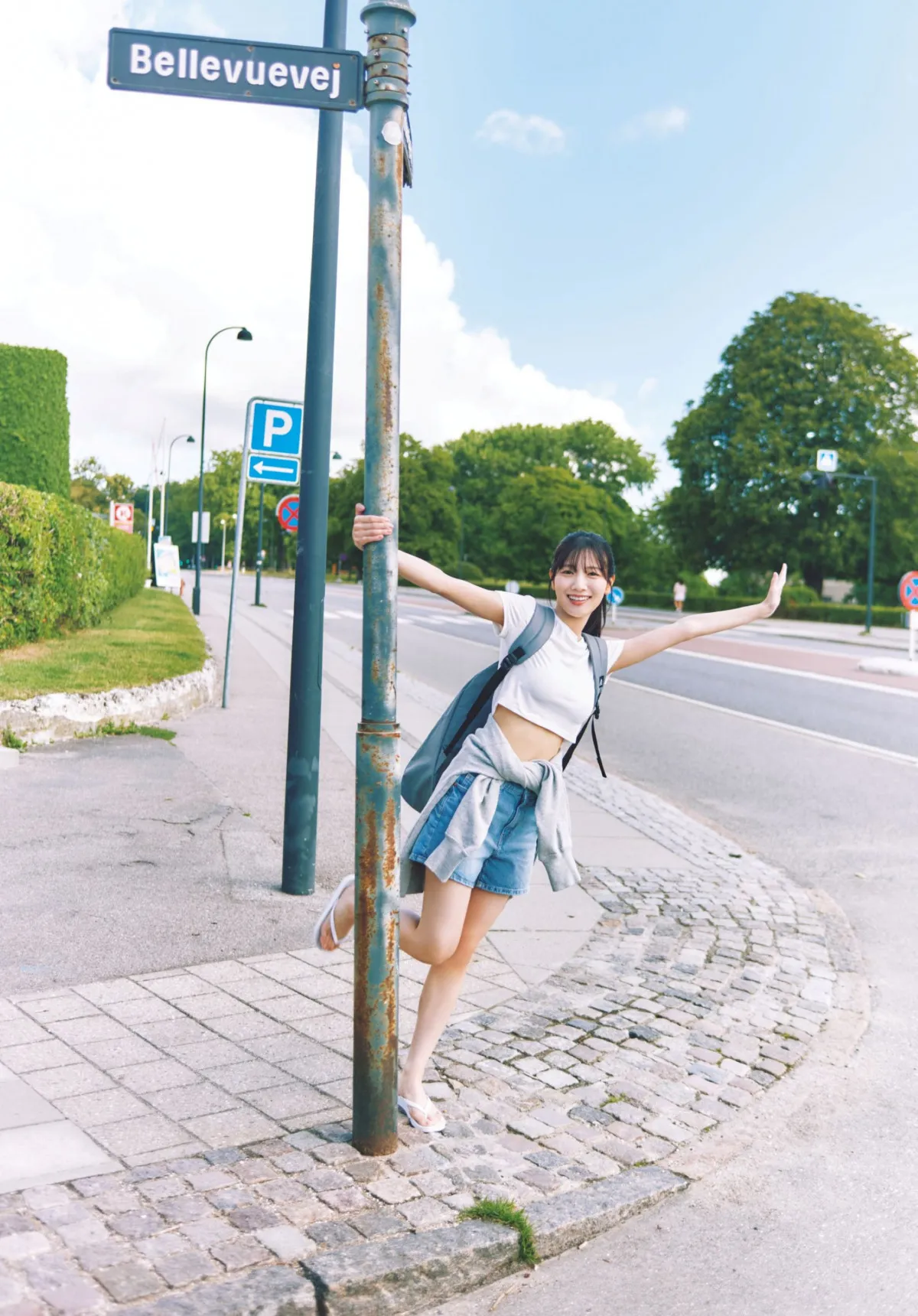 日向坂46河田陽菜2nd写真集、裏表紙4パターン&秋元康氏の帯コメント解禁