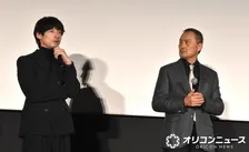 坂口健太郎＆渡辺謙、初共演で感想語る「すごく軽やかな方」「似てる部分が多い」