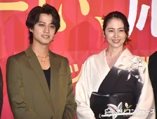 長澤まさみ、晴れやかな着物姿で舞台あいさつ　ポイントは「晴れ舞台で初日ということで、白で」