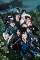 &TEAM、神秘的な超越的ビジュアル　韓国デビュー記念ポップアップ開催も決定