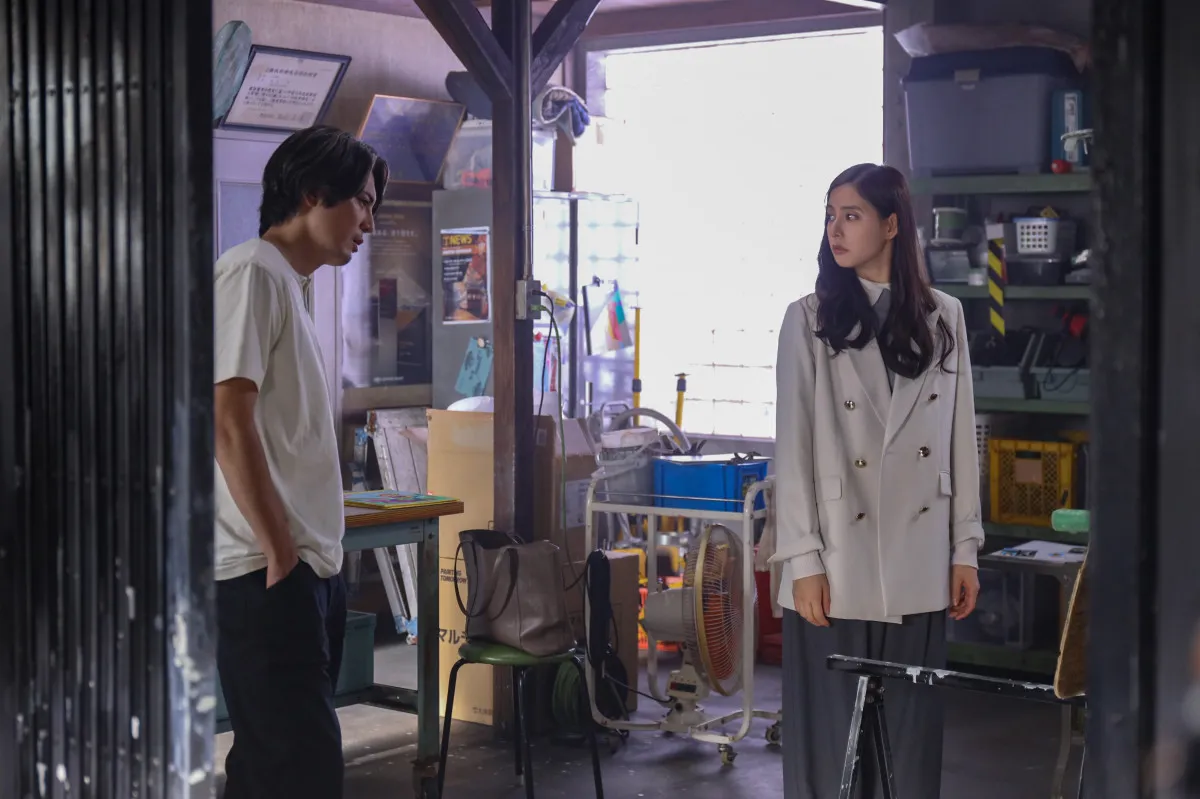 『良いこと悪いこと』間宮祥太朗&新木優子、“連続殺人の標的”と再会 第2話あらすじ