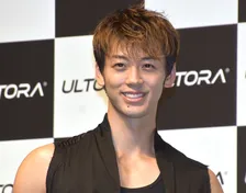 竹内涼真、“元恋人”との2ショット「すごい幸せそう」「浴衣姿たまらん」　『じゃあ、あんたが作ってみろよ』で夏帆と共演