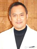 66歳・渡辺謙、バースデーケーキのサプライズに驚き 抱負は「健康で笑顔の1年を過ごせるように」