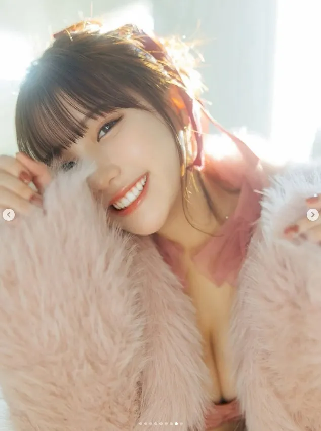 田中美久、水着姿で美ボディあらわ　カレンダーのアザーカット公開「また違う雰囲気の私と…」
