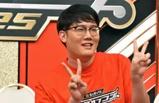 KOCファイナリスト・ファイヤーサンダー崎山が結婚発表　お相手は元「仮面女子」の上下碧