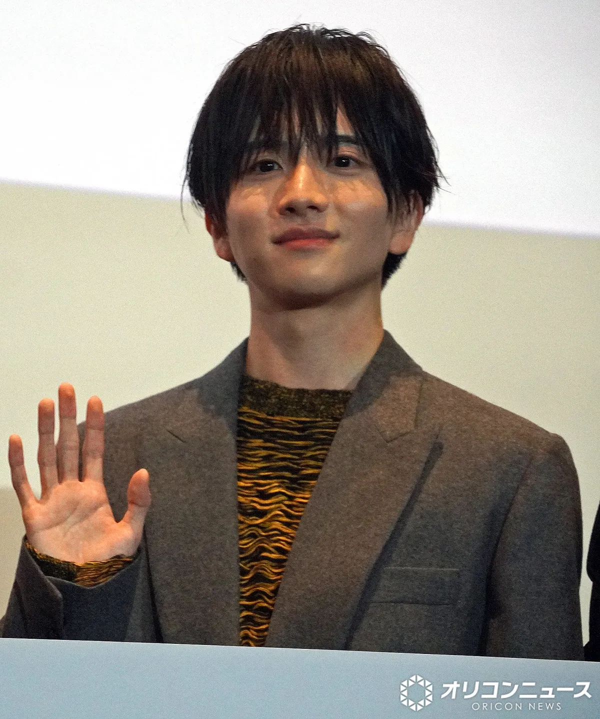 板垣李光人、ホスト役で“名刺”にこだわり「キラキラしていて…」