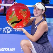 ベリンダ・ベンチッチが『東レPPO』初優勝「レジェンドたちに並べてうれしい」