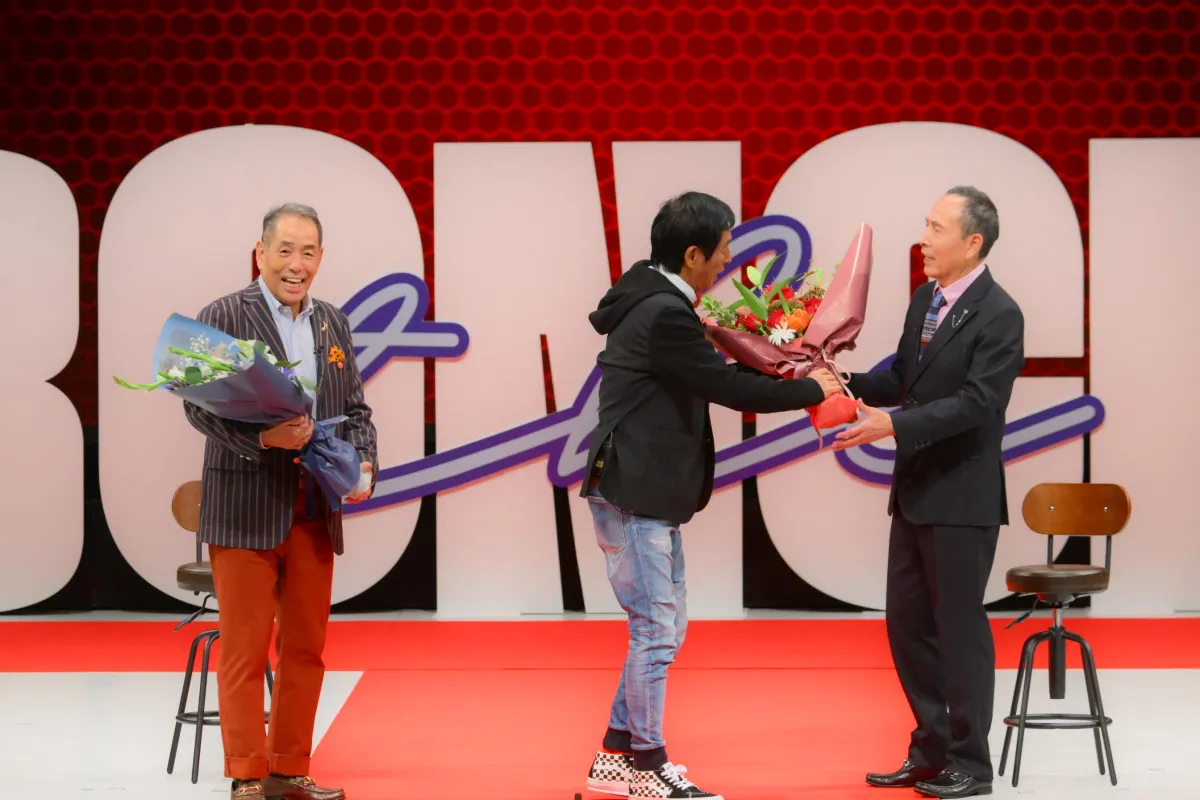 ザ・ぼんち、55周年単独ライブは笑いの渦 シークレットゲストで明石家さんま登場→里見まさと土下座で退場懇願