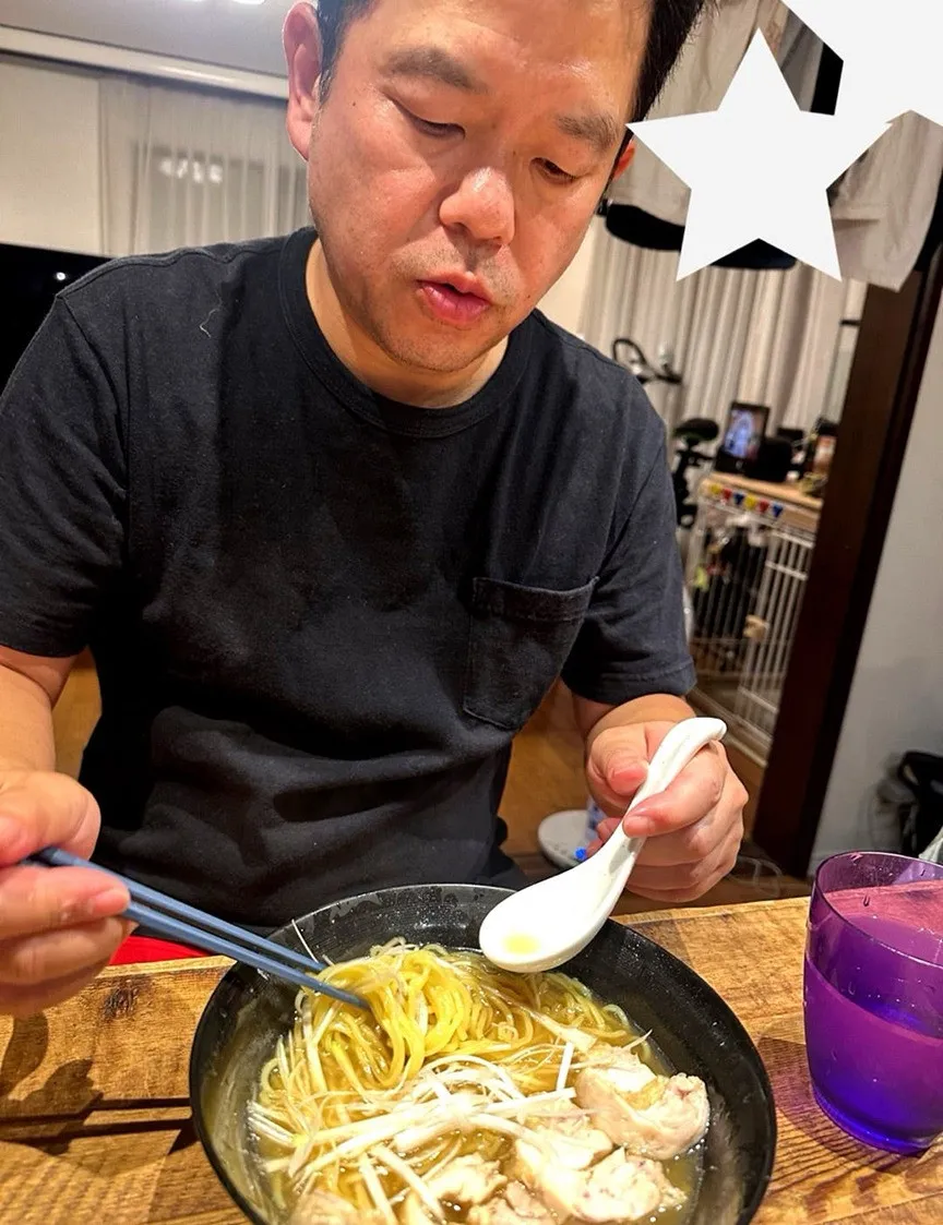 ダイアン津田が自宅で作ったラーメンに反響 「凄い!本格的」「めっちゃ美味しそう」