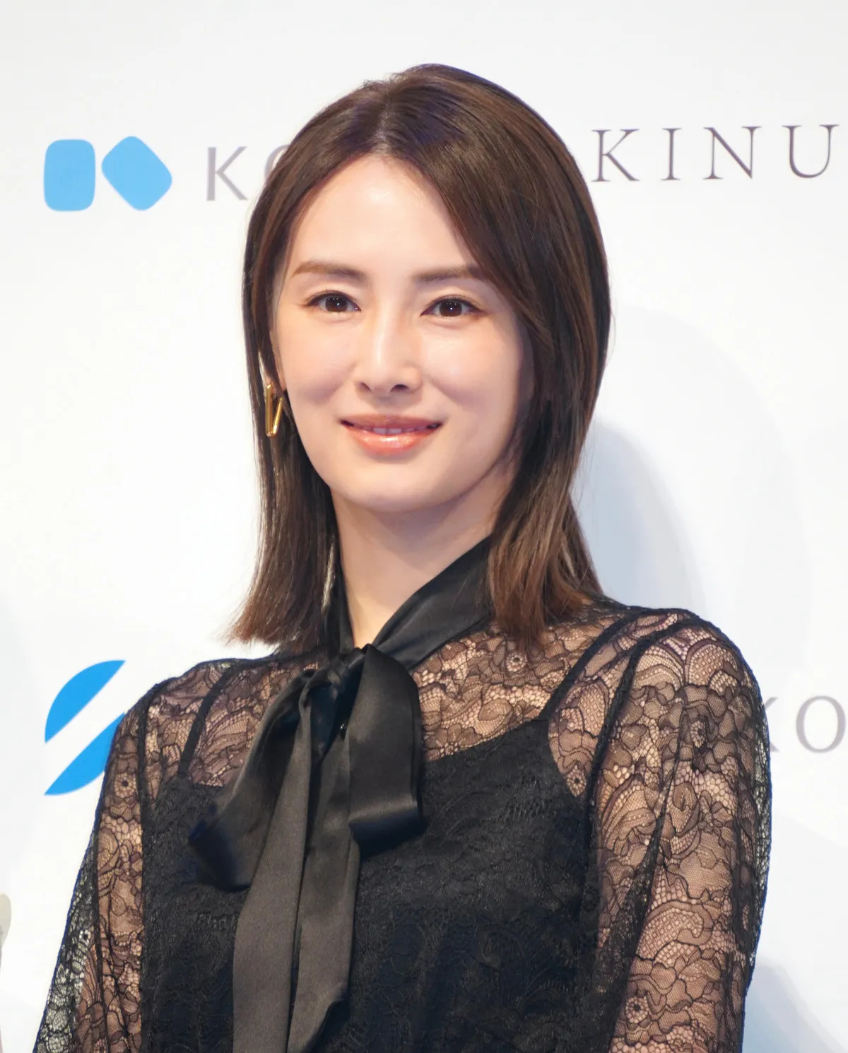 北川景子、後輩たちを激励「強くたくましく生き抜いて」 サプライズ登場でオーラ放つ
