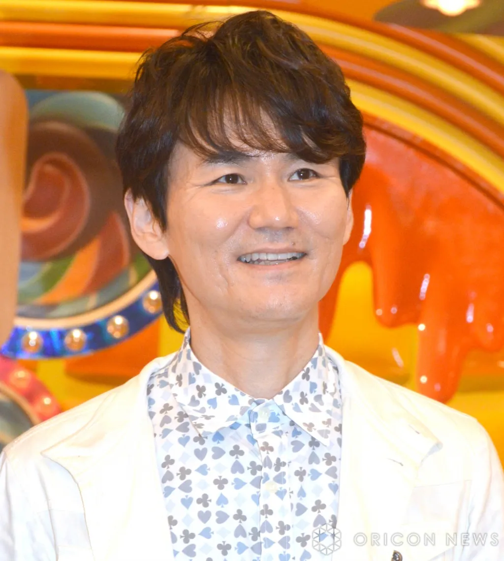 「舞踏会デビューします」60歳・南原清隆の可憐な“ワンピース姿”にファン驚き「どうしたの？可愛いよ」「めっちゃステキーー」