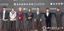【東京国際映画祭】GENERATIONS、6人で初レッドカーペット 個性あふれるタキシード姿で登場