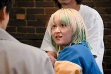 ラランド・サーヤ、“個性爆発美容師”役は「自由に生きる友人を自分に降ろした」 『じゃあ、あんたが作ってみろよ』インタビュー