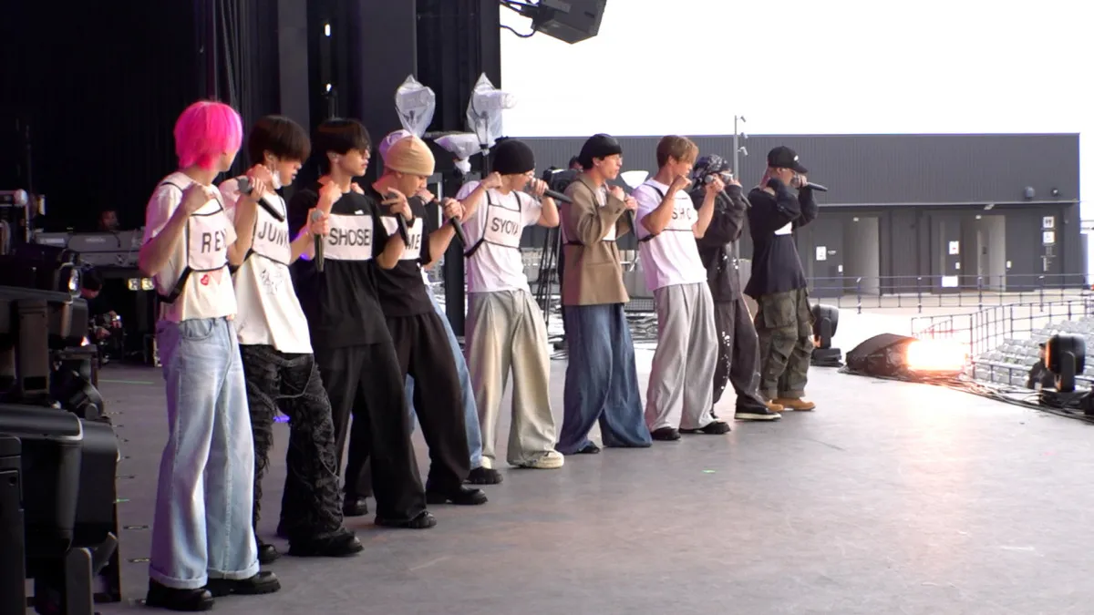 JO1、INI、DXTEEN、ME:I、IS:SUEの“舞台裏”の様子が明らかに 万博『Lemino MUSIC FES』ビハインド番組が決定