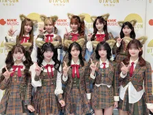 =LOVE『うたコン』で話題の楽曲を”オオカミの耳”衣装で披露