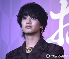 高橋海人、スクリーン上の姿に”母親も“ときめく「若いときの父親そっくりだった」