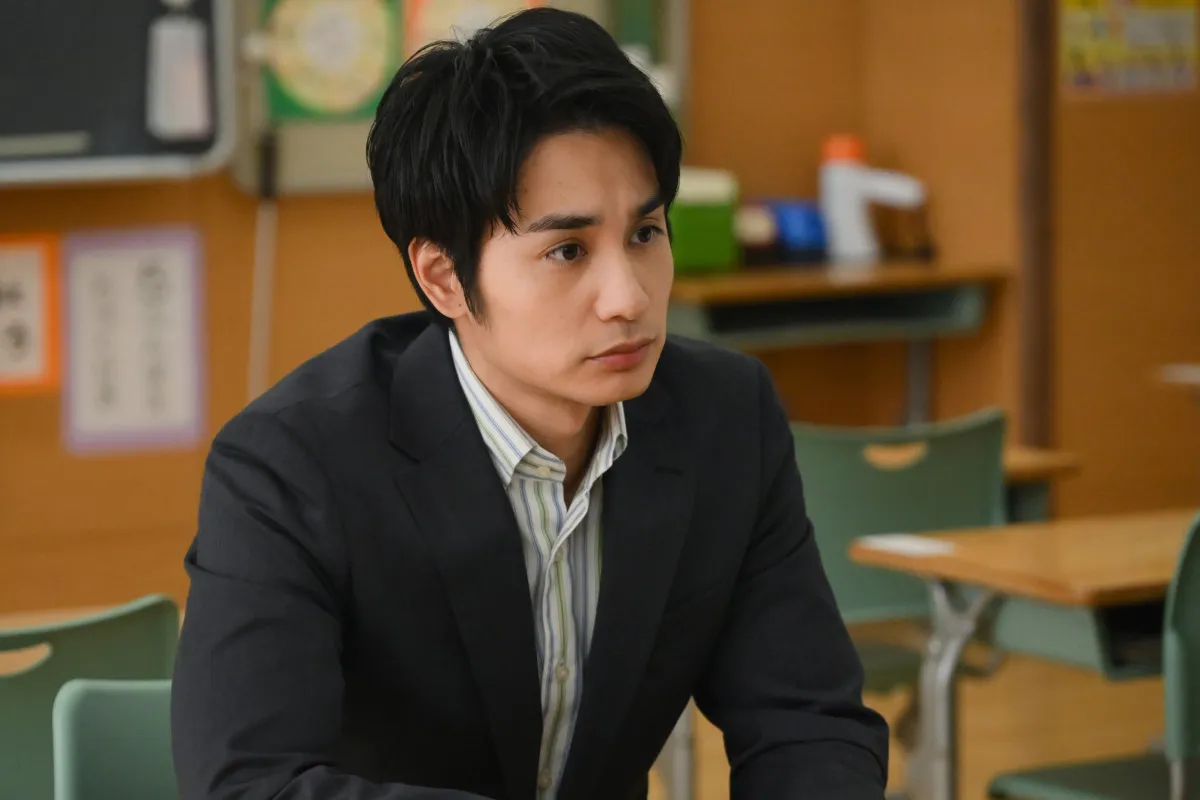 『フェイクマミー』中村蒼、“初の小学校教師役”で感じた子どものすごさ「本番になると一気に集中」