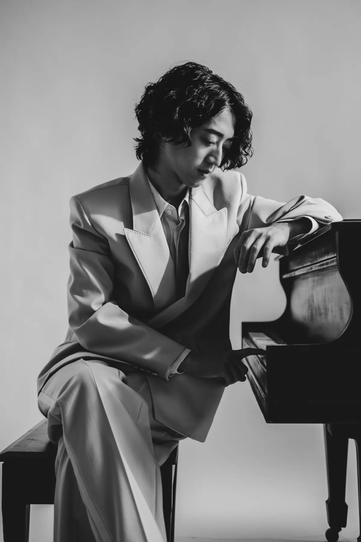 角野隼斗、新作はショパンの名曲と自作曲を交互に収録する“対話的”アルバム 来年1月発売へ