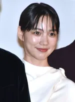 のん、素直すぎるトークに赤面 “てっぺん”の向こうに待つのは「お布団」