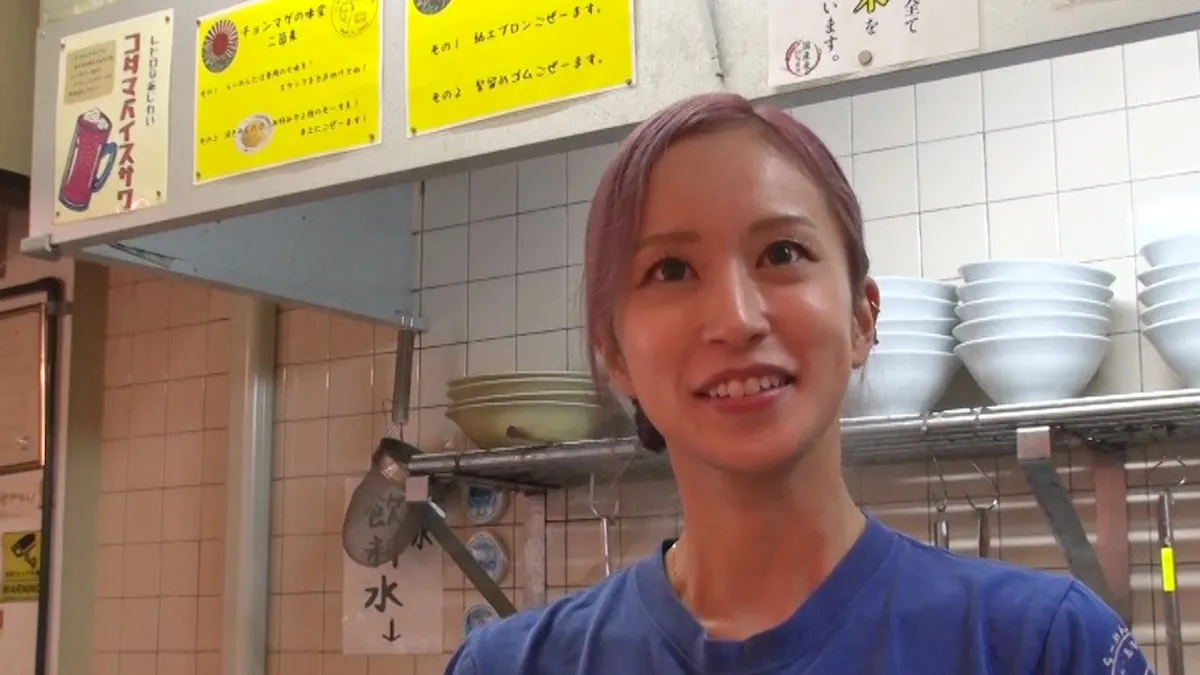 月商5倍美人ラーメン店主、SNSで人生激変…婚姻届を持ってくる海外ファンも