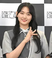 櫻坂46山崎天、『チェンソーマン』“マキマ”コスプレにファン歓喜「あまりにもメロすぎる」「これは支配されちゃう」