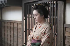 『ばけばけ』物乞いをするタエの姿を再び目にして…　第30回場面カット