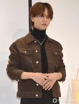 FANTASTICS中島颯太、高橋恭平＆木村柾哉に自身がディレクター務めるジュエリープレゼント　映画『ロマンティック・キラー』で共演