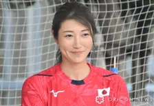 狩野舞子、“同い年”斎藤佑樹氏とゴルフイベントでの2ショット投稿「あの夏からもうすぐ20年…？信じられない」