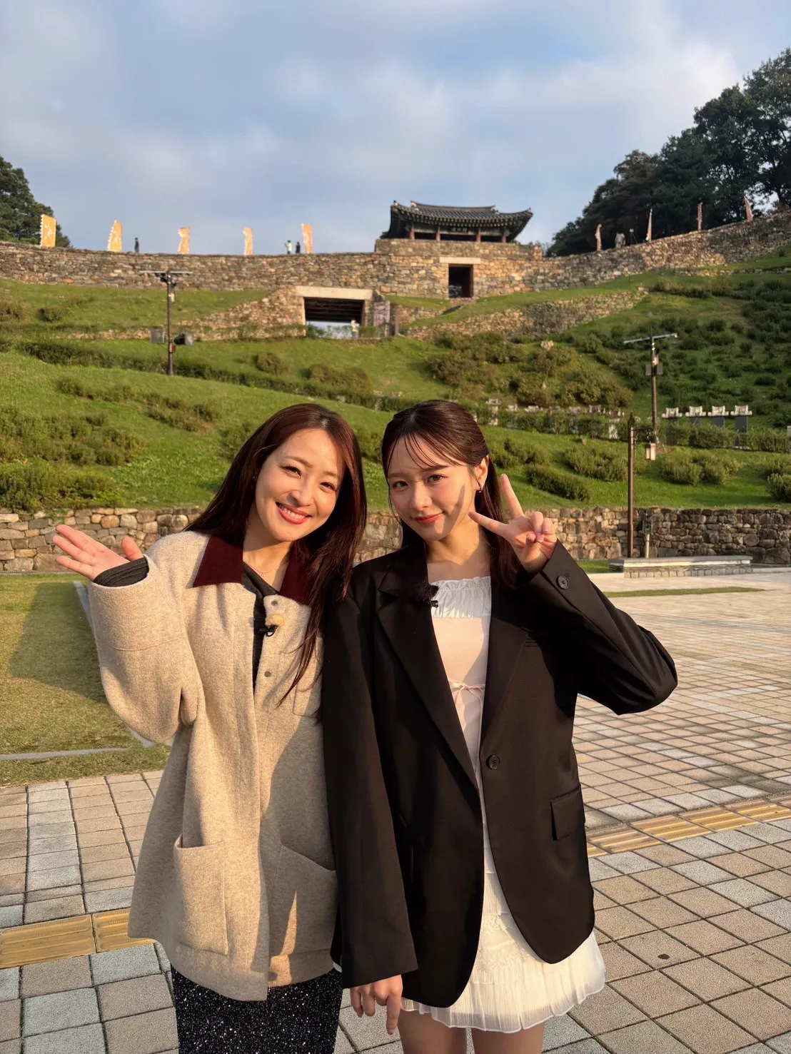 大沢あかね＆森香澄、韓国2人旅の姿が公開　場所はソウル・釜山ではなく…歴代大統領が訪れたグルメも