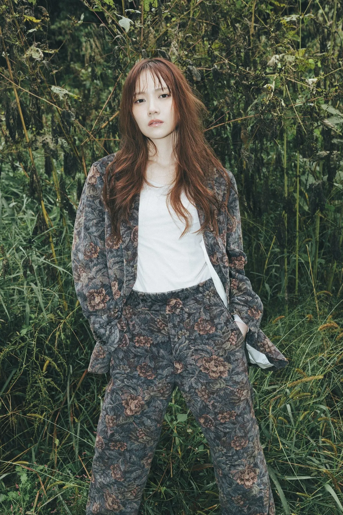 乃木坂46田村真佑、4年ぶり『B.L.T.』登場　三者三様の衣装で魅せる