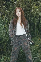 乃木坂46田村真佑、4年ぶり『B.L.T.』登場　三者三様の衣装で魅せる