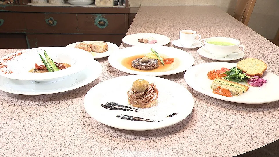 今夜の『オモウマい店』「悪魔仕事や」…フレンチの人気“ディナーコース”（6200円）　秋のデザート紹介