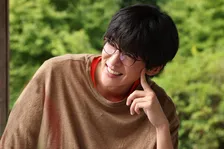 目黒蓮、“母”との2ショット「笑顔が似てる」「この写真だけで泣けます」　『ザ・ロイヤルファミリー』で中嶋朋子と共演