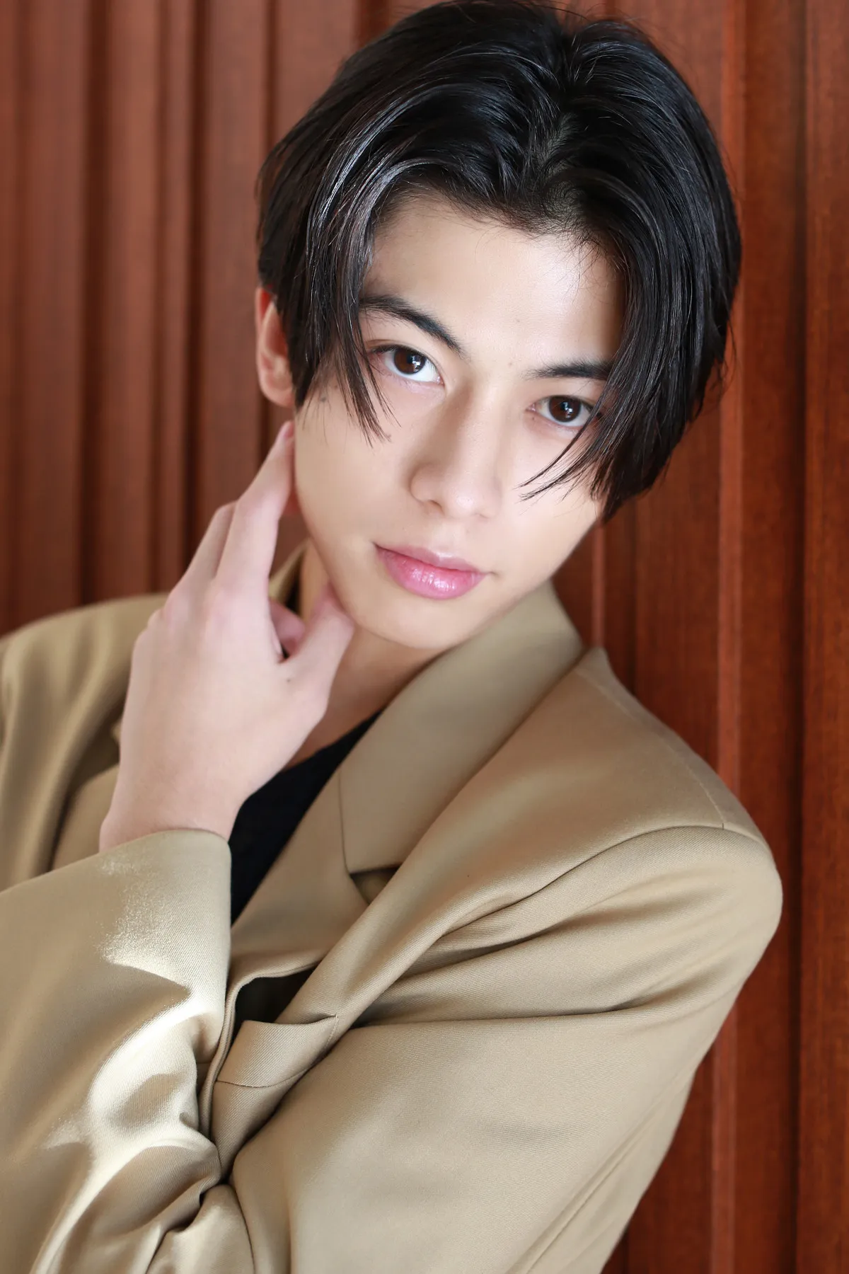 身長182cm、アミューズ「NO MORE FILTER」グランプリ・倉須洸、風俗店の童貞スタッフの恋と成長物語演じる　オリジナルショートドラマ『イケないマネジメント術　童貞スタッフの風俗日記』配信開始