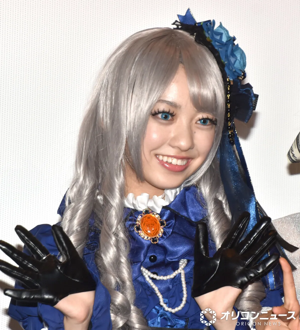 鎌田英怜奈、『ガヴ』リゼル衣装で舞台あいさつ「人間の皆さん、ごきげんよう」　念願の幸果とのシーンに喜び