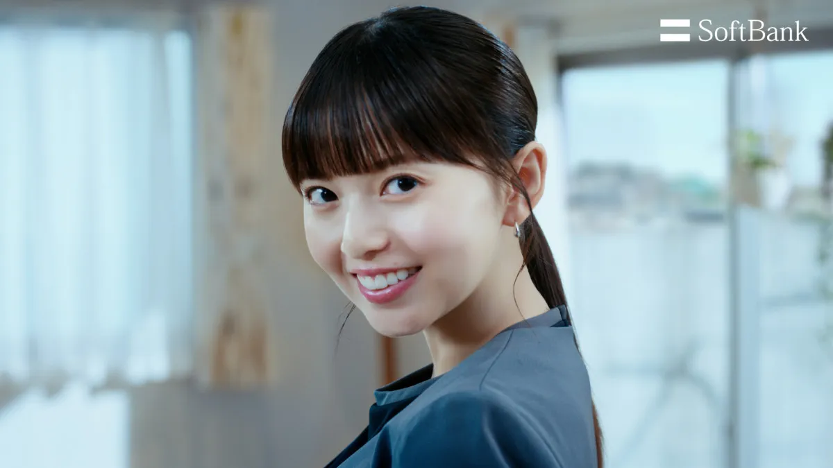 齋藤飛鳥、反町隆史とソフトバンク新CMで初共演　まさかの姿にびっくり「なんでこの状態なのに様になっているのだろう（笑）」
