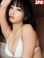 “グラビア界の超新星”水野瞳、『週刊SPA!』最新号に登場　“美大生グラビア”で魅せる