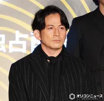 岡田准一、“まぶたざっくり”満身創痍も撮影続行　伊藤英明が惚れ惚れ「鉄人的」