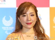 平原綾香、「聴き続けてはや36年になる大好きな音楽家」玉置浩二＆母とのハグ3ショット　亡き父との思い出も語る「お父様と玉置浩二さんのご関係ステキですね」