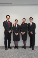 JAL客室乗務員、スニーカー着用可能に　革靴やヒール・パンプス含め選択