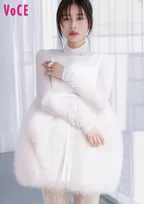 長濱ねる、まるで“マシュマロの妖精”　『VOCE』で3種のマシュマロに「私なりに全力でなりきってみた」