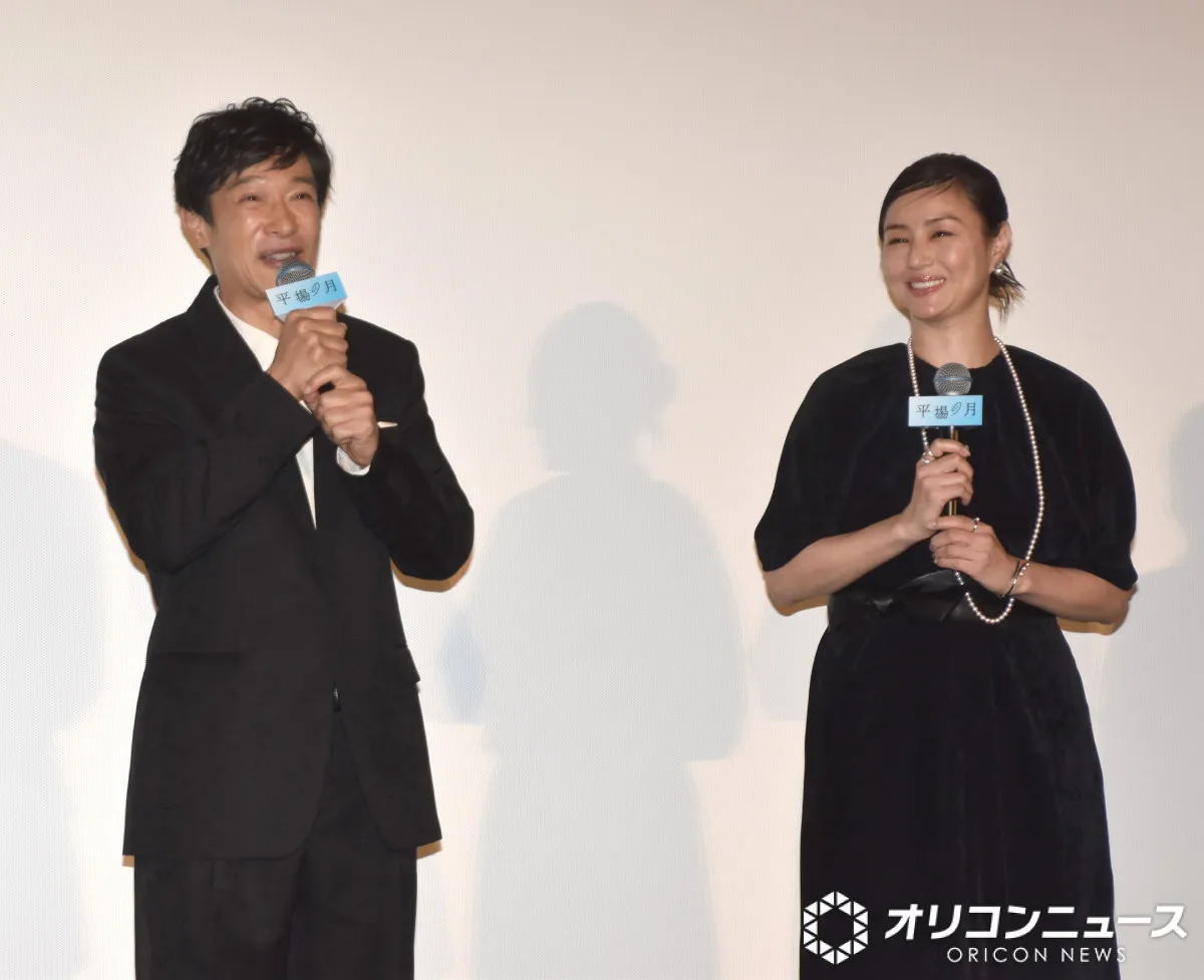 堺雅人、自転車の2人乗りをしたことがない若手俳優にびっくり　井川遥「ダメだから！」