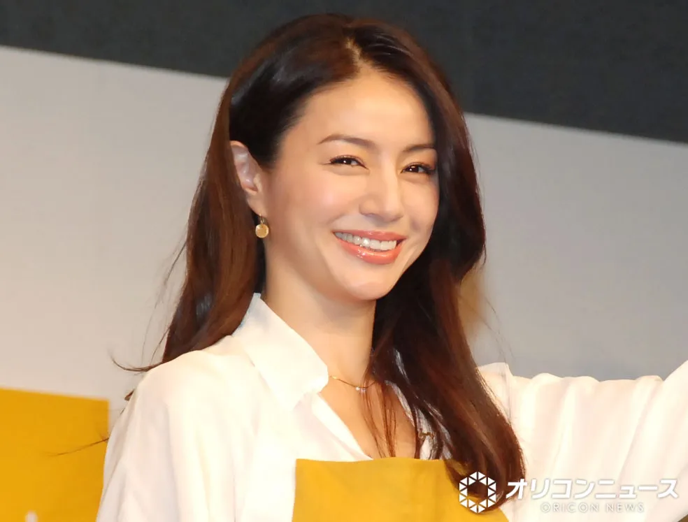 井川遥、“よく似てる”23年来の親友俳優を告白　「ほぼ毎日連絡」…お弁当を披露し合う仲